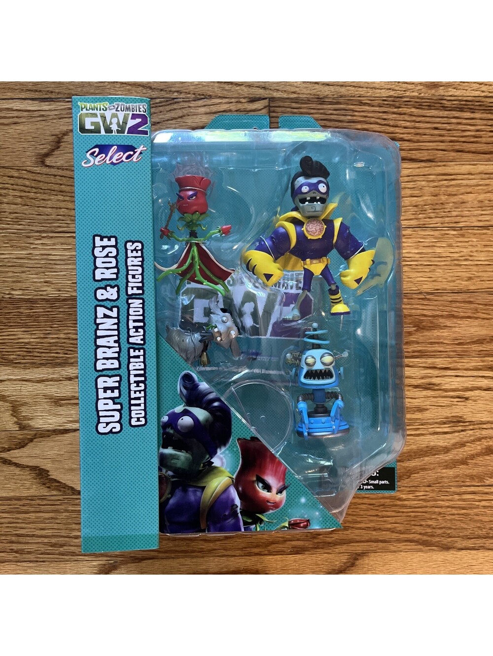 Diamond Select Plants Vs Zombies: GW2 Super Brainz & Rose Figure Set